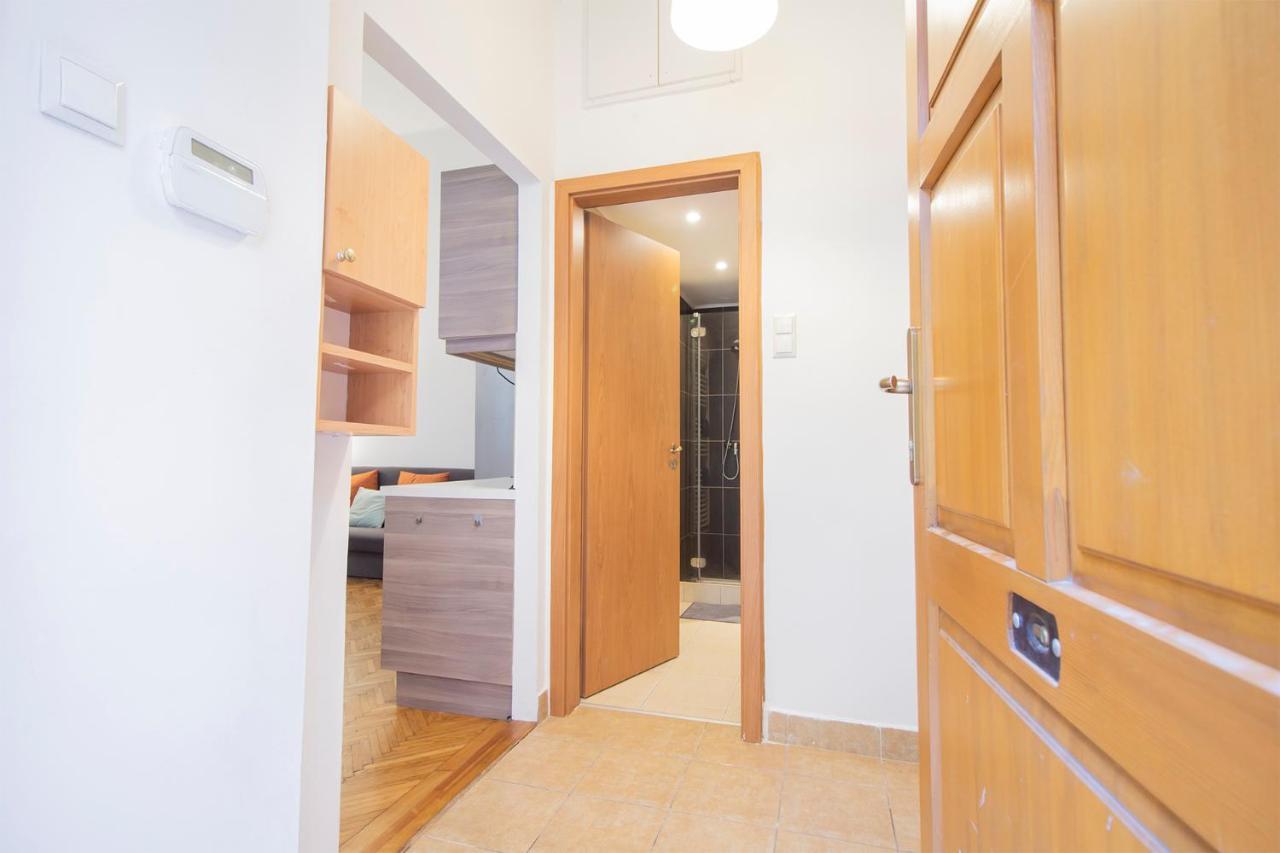 Two Bedroom Apartment At Basilica Budapest Luaran gambar