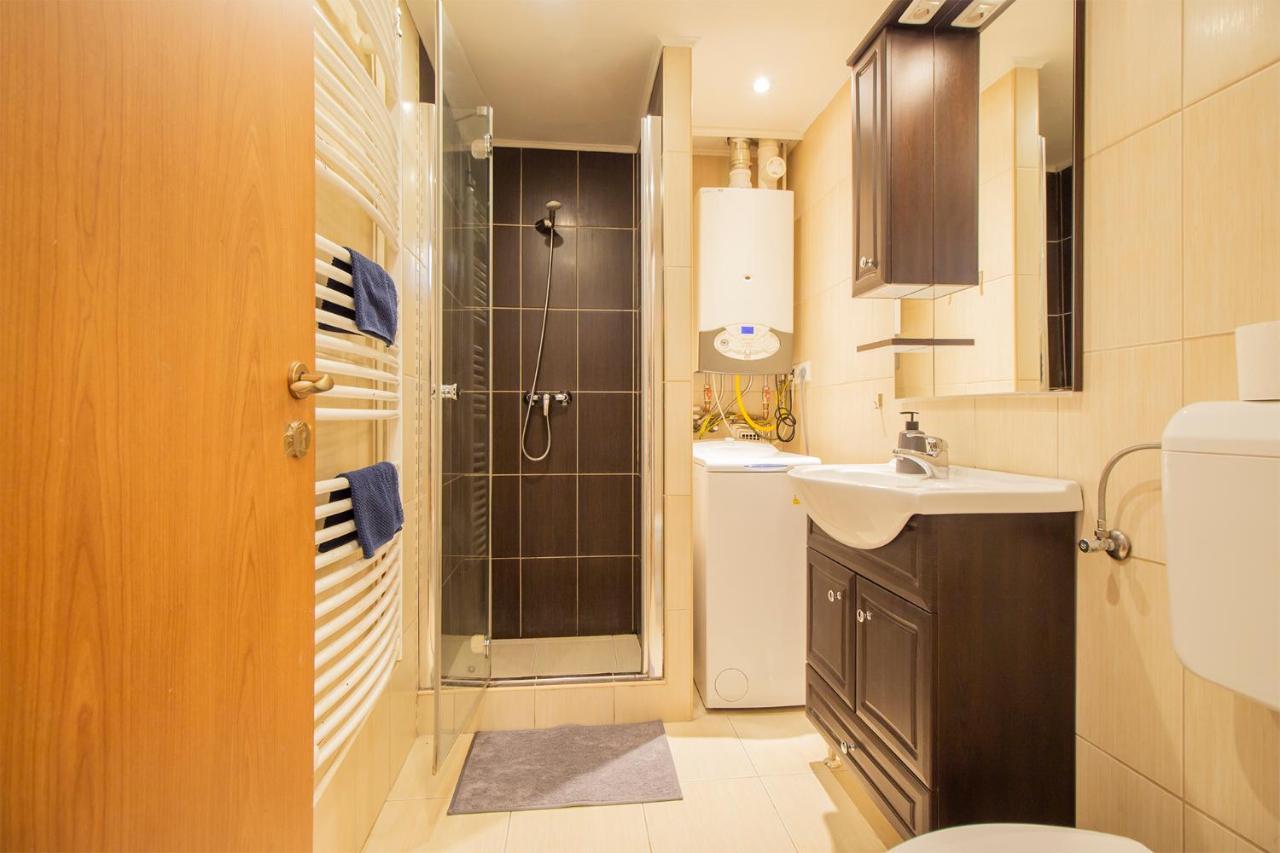 Two Bedroom Apartment At Basilica Budapest Luaran gambar
