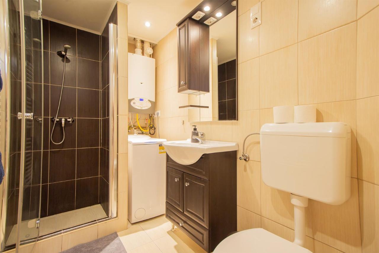 Two Bedroom Apartment At Basilica Budapest Luaran gambar