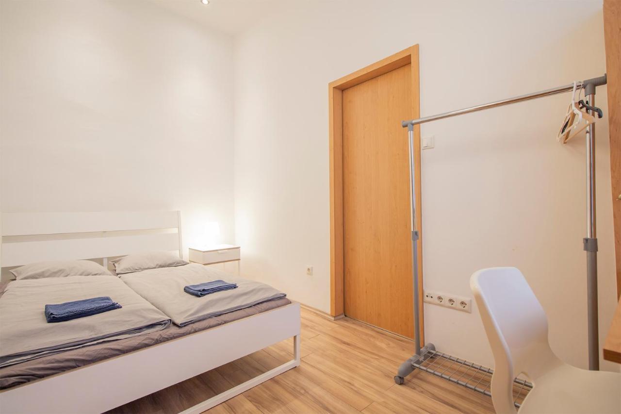 Two Bedroom Apartment At Basilica Budapest Luaran gambar